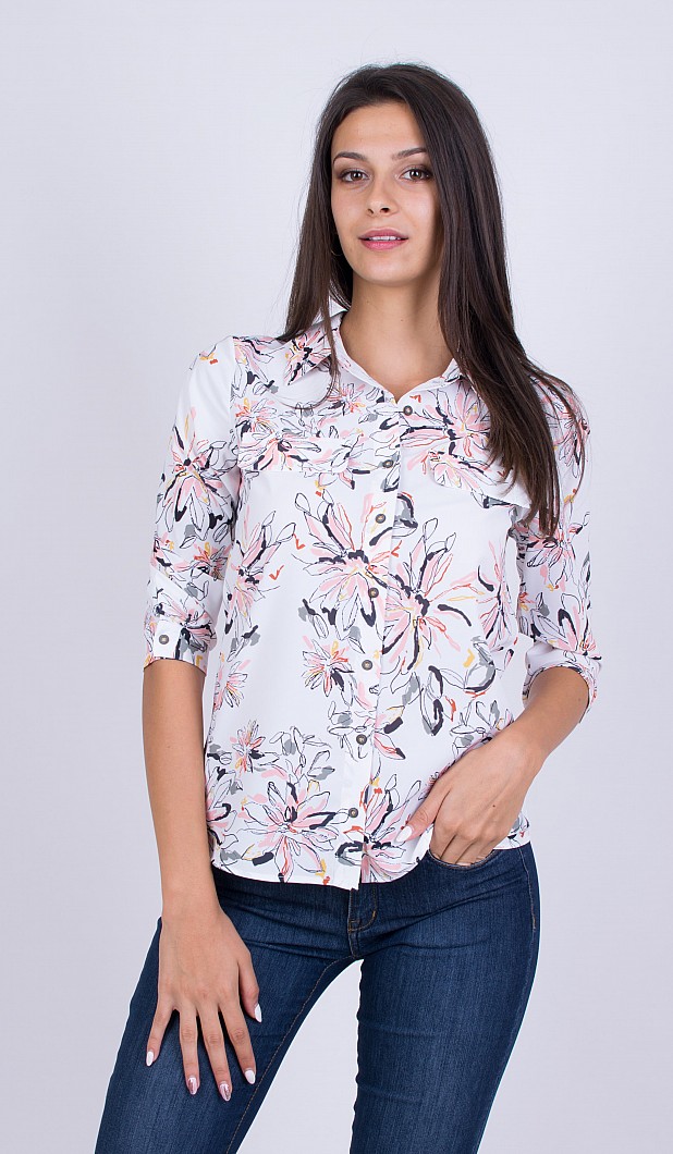 Women's Blouse with Floral Motifs 20418 / 2020