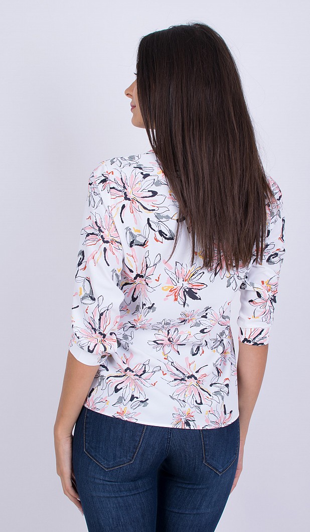 Women's Blouse with Floral Motifs 20418 / 2020